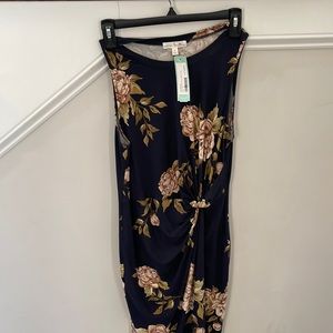 Nine Britton navy floral dress. New with tags.